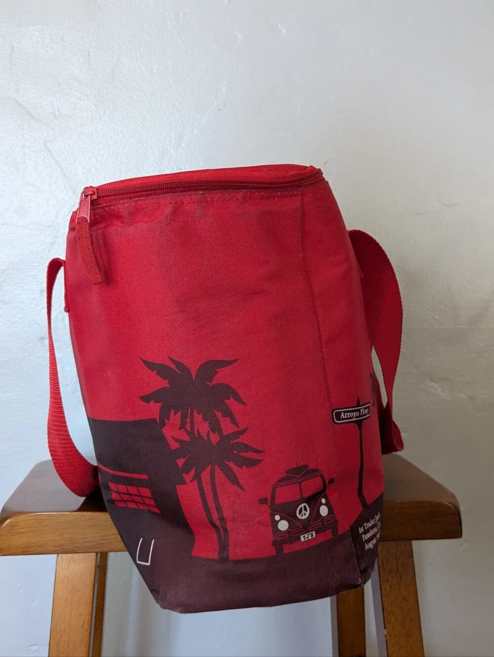 Trader Joe's Red Pasadena Store Cooler Bag Vw Bus Palm Trees Insulated Tote